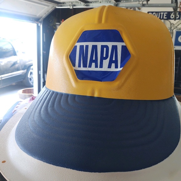 Vintage Napa Hat Truck Topper - Picture 1 of 1